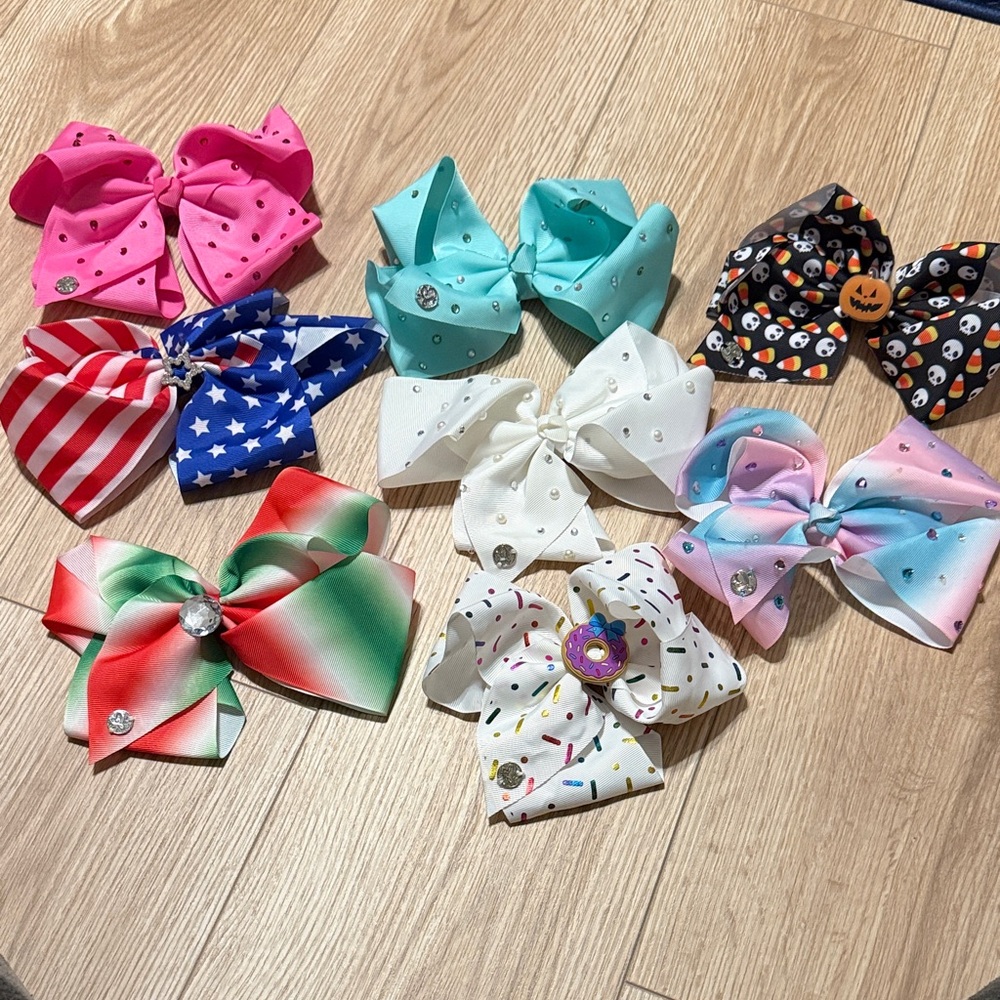 8 large JoJo Siwa Colorful Kids Hair Bow Set